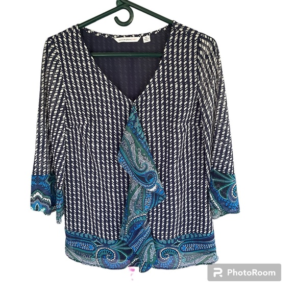 Isaac Mizrahi Women’s Buttoned Down Ruffle Accent Blouse szXS - Picture 2 of 11